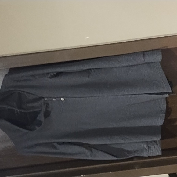 Women's size large grey danskin yoga/cardigan wrap. Perfect condition - Picture 4 of 5